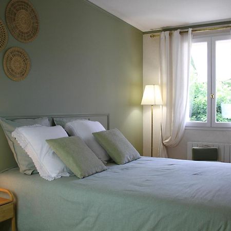 Chambres A La Maison Hermitage Aincourt Exteriér fotografie