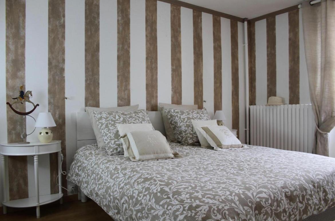Chambres A La Maison Hermitage Aincourt Exteriér fotografie