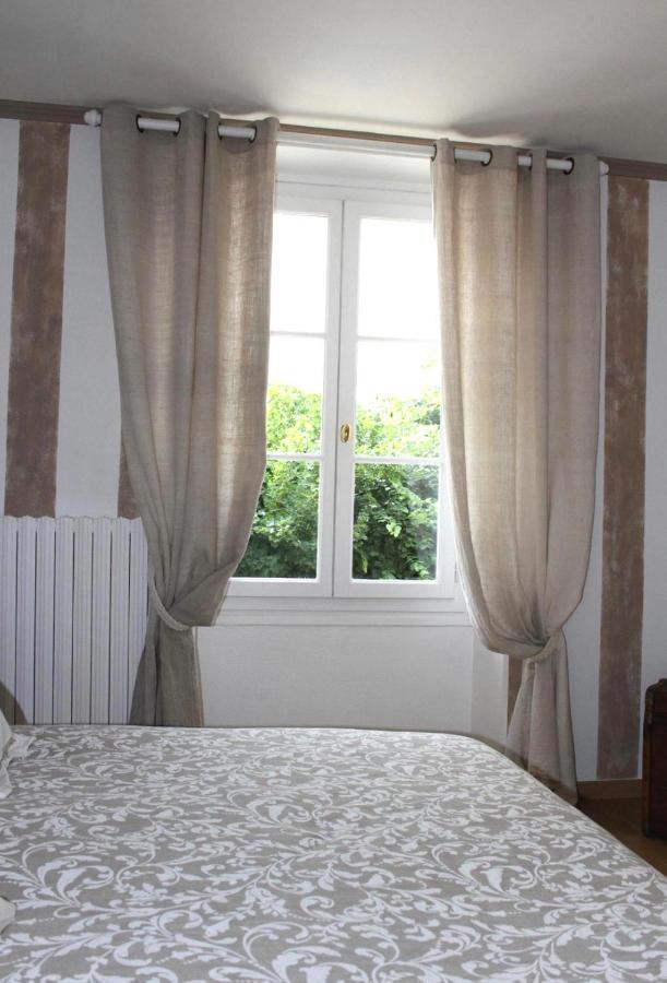 Chambres A La Maison Hermitage Aincourt Exteriér fotografie