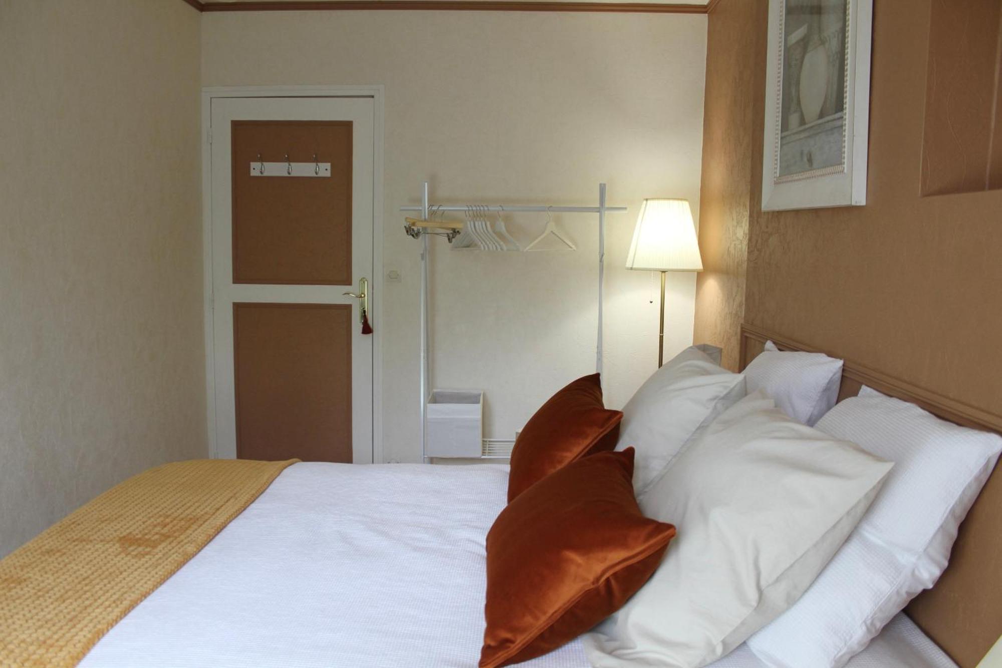 Chambres A La Maison Hermitage Aincourt Exteriér fotografie