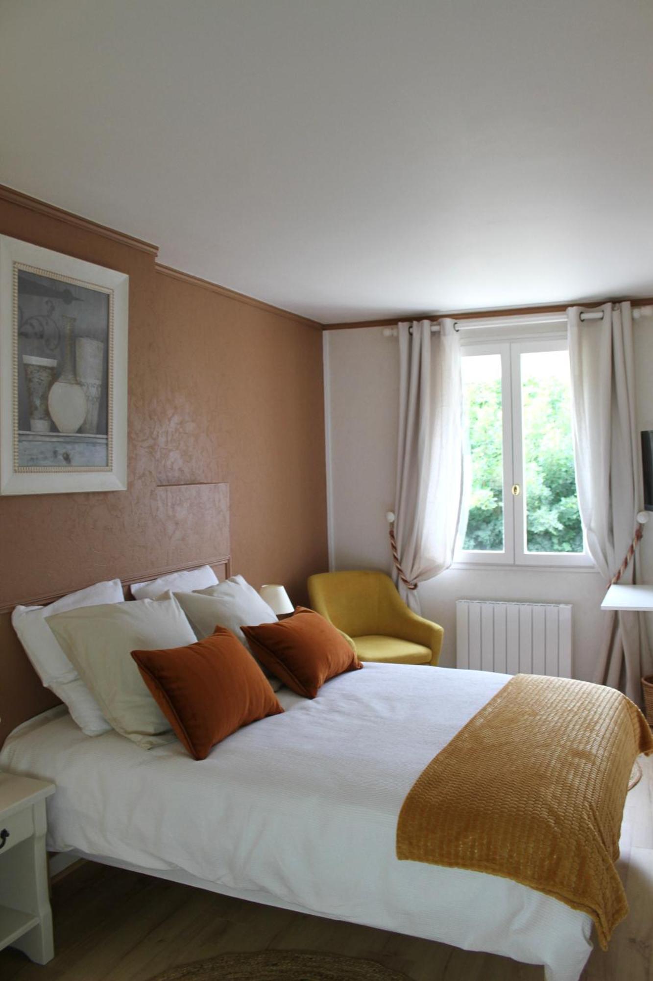 Chambres A La Maison Hermitage Aincourt Exteriér fotografie
