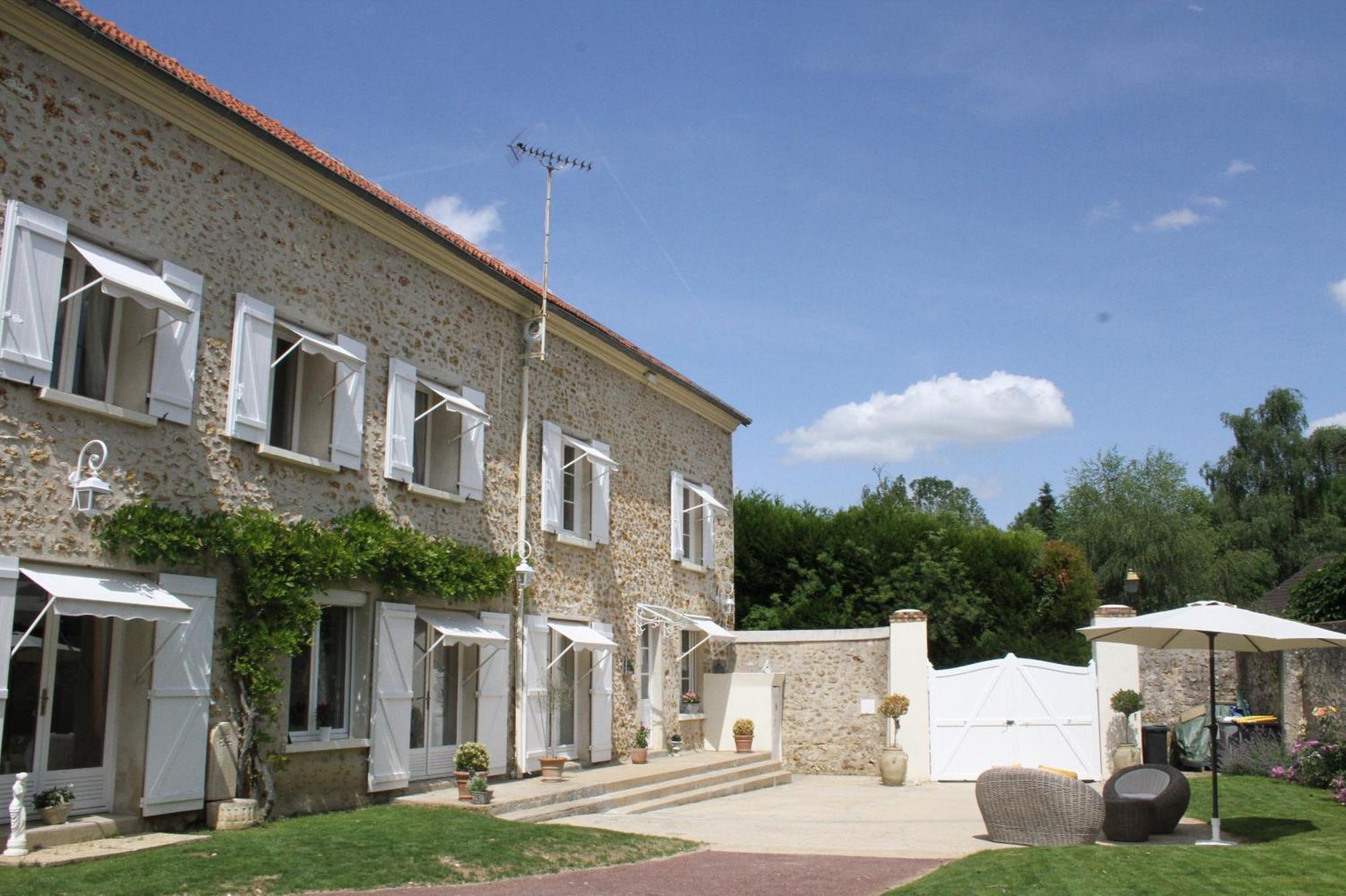 Chambres A La Maison Hermitage Aincourt Exteriér fotografie